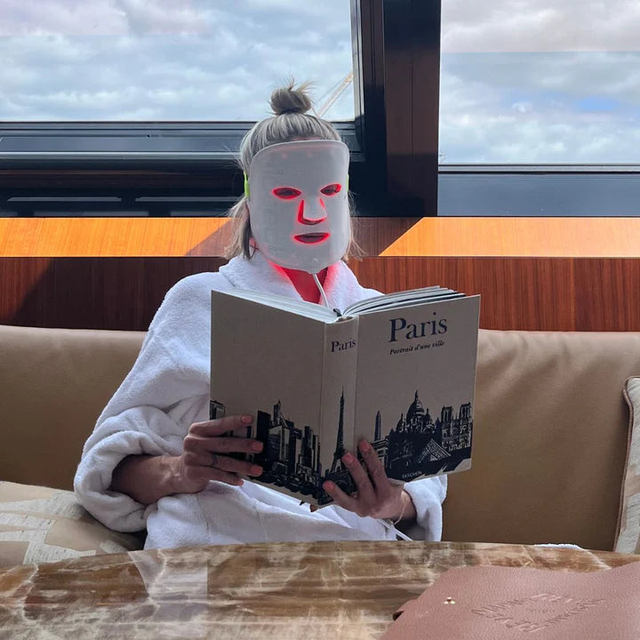 ThryveHouse Red Light Therapy Mask with Neck